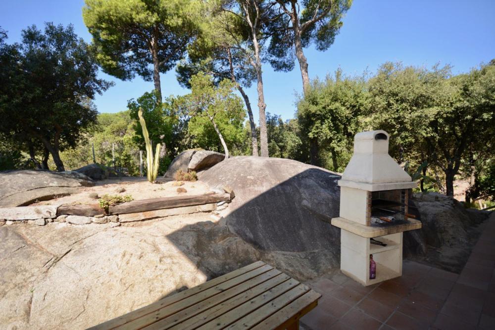 Sant Cebrià de Vallalta Casa Felizヴィラ エクステリア 写真