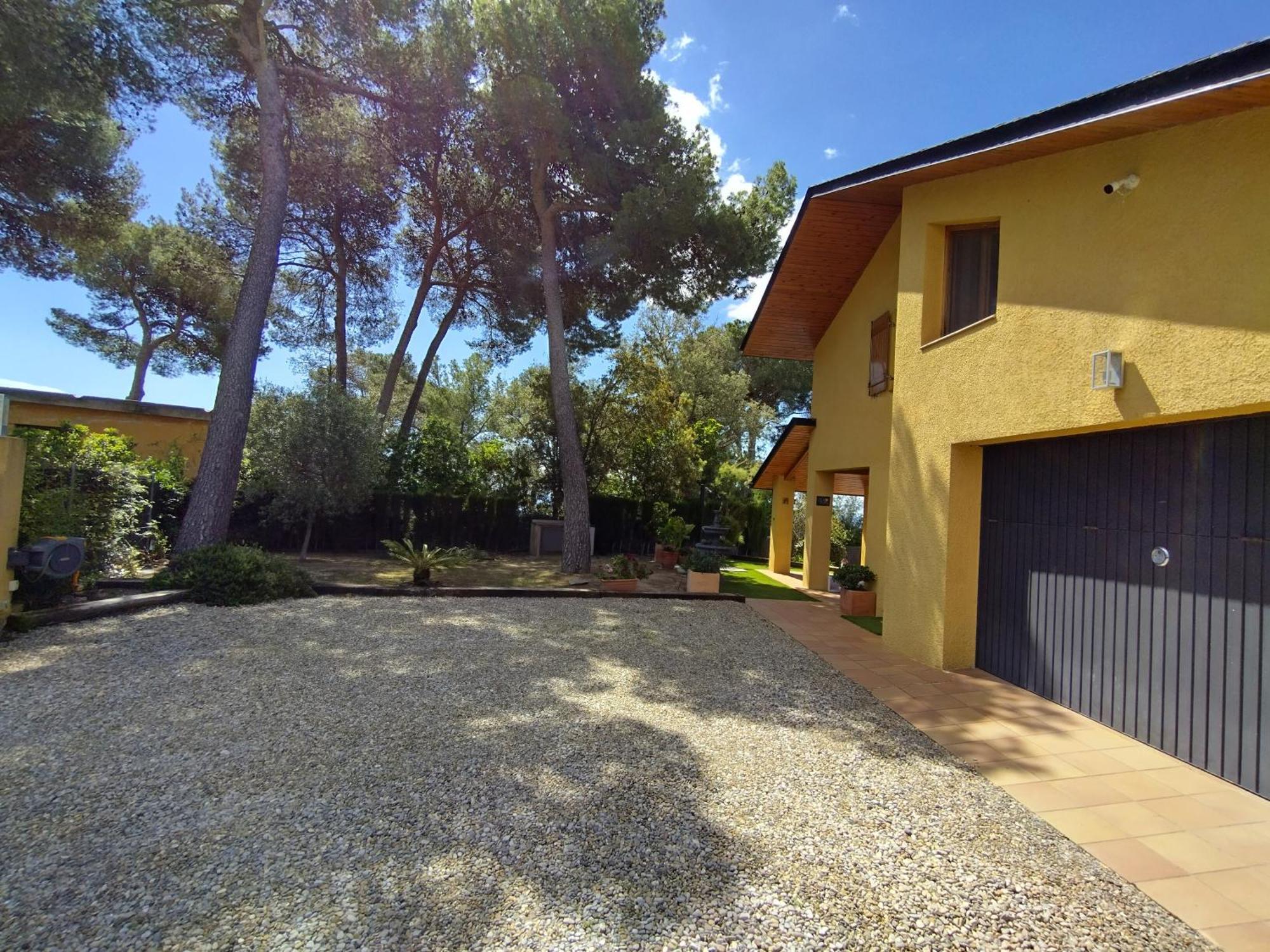 Sant Cebrià de Vallalta Casa Felizヴィラ エクステリア 写真